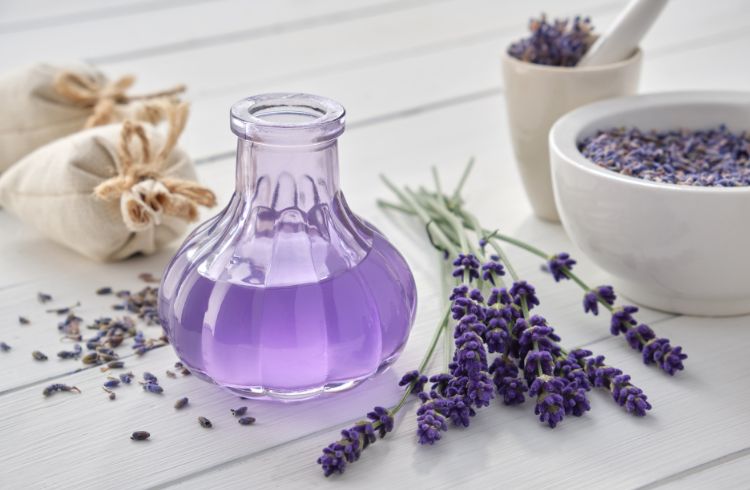 acqua alla lavanda